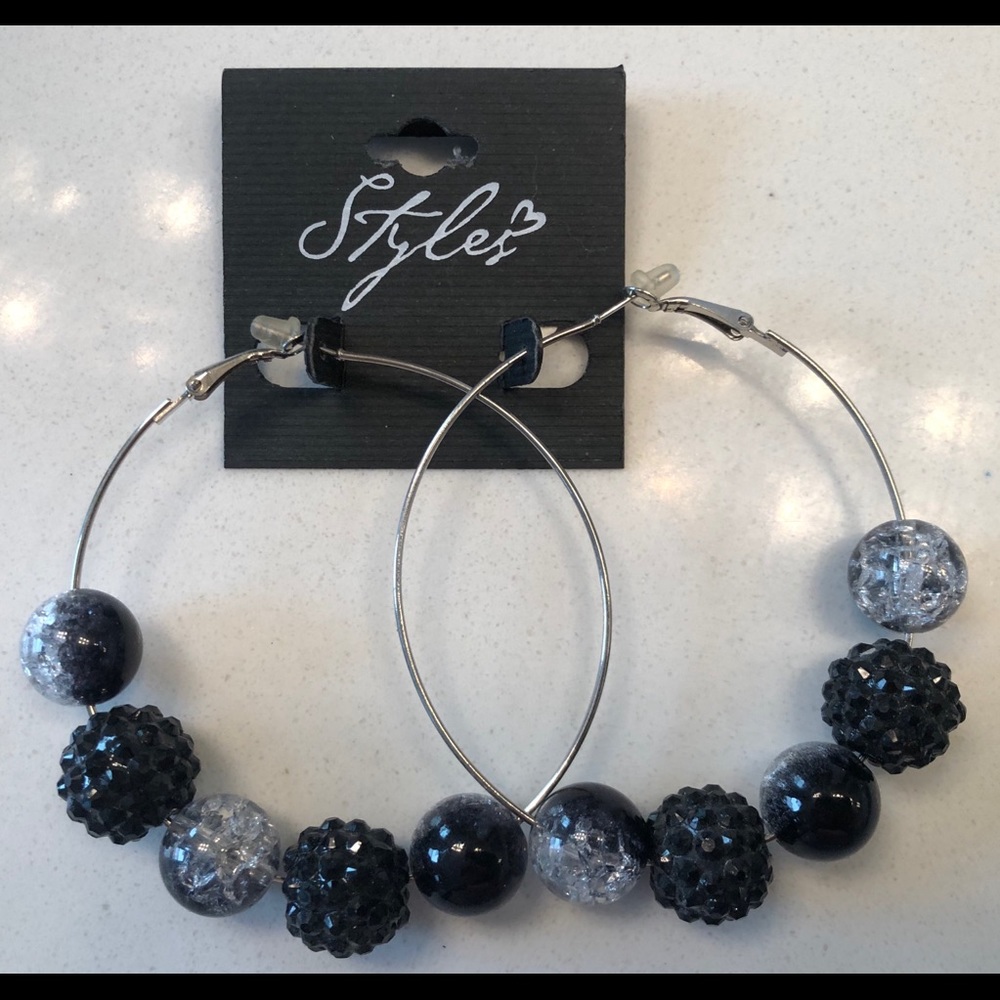 Brand New Style Hoop Earrings With Balls